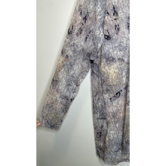 LOGO Layers by Lori Goldstein Printed Tie-Dye Sheer Lace Top Grey Fairy Large - Picture 6 of 14